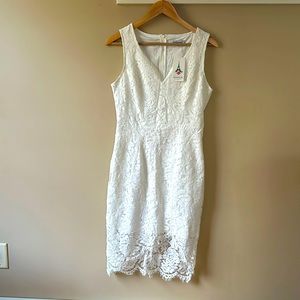 White Aooksmery dress